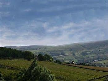 Wellcroft House Hotell Diggle Eksteriør bilde